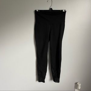 GUC Womens size s old navy black cotton like fabric leggings